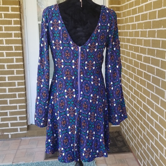 Aina Be dress - Picture 3 of 4